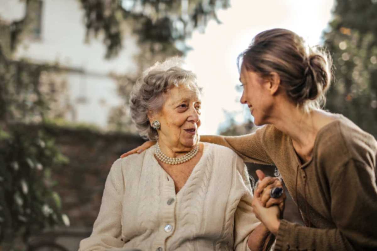 Per accedere al bonus, è fondamentale che il caregiver rispetti alcune condizioni. In primo luogo, è necessario avere un ISEE aggiornato